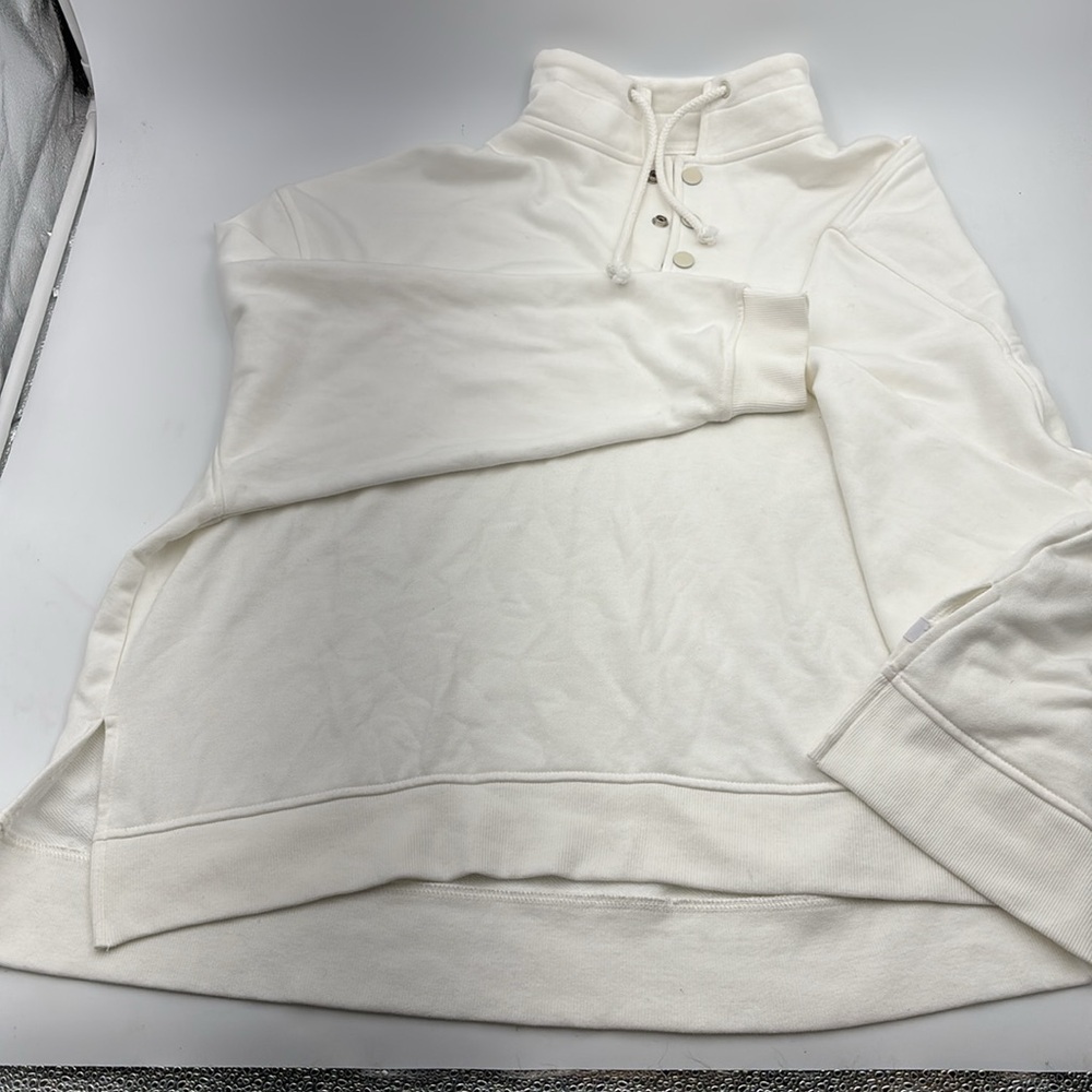 NWOT Urban Outfitters Out From Under Belmar Henley Popover Sweatshirt - Picture 3 of 3